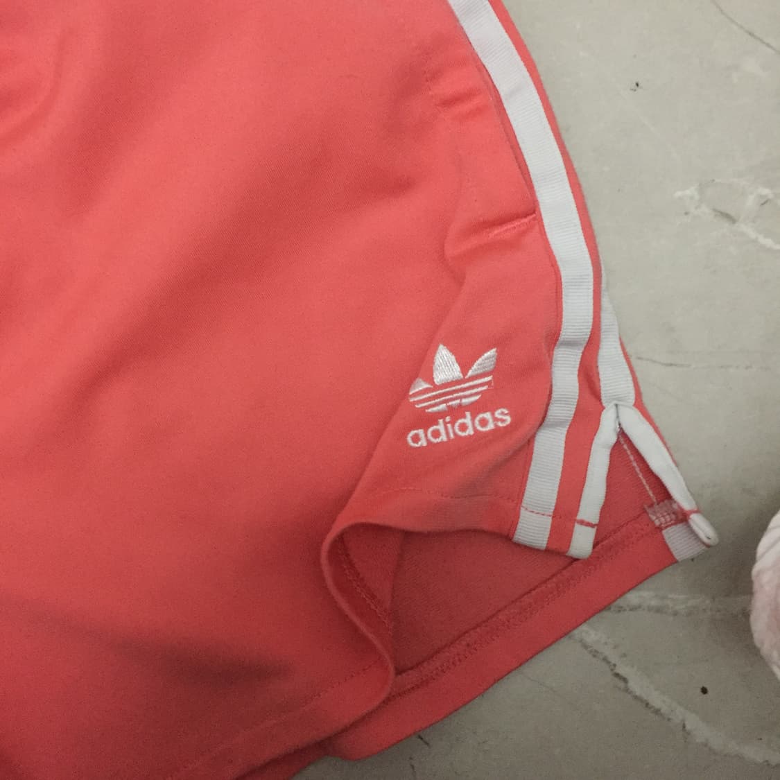 Adidas 아디다스 핑크 백포켓 트레이닝 숏팬츠 상품이미지4