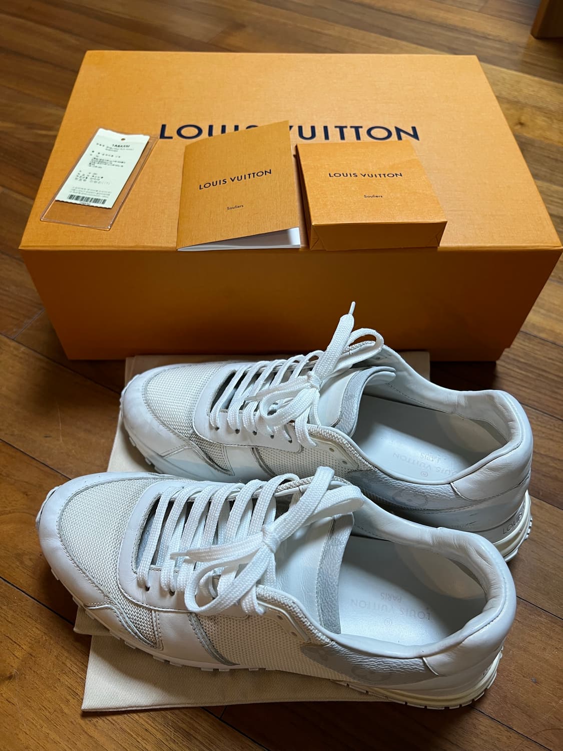 루이비통 스니커즈 (레더 런웨이) 상품이미지5