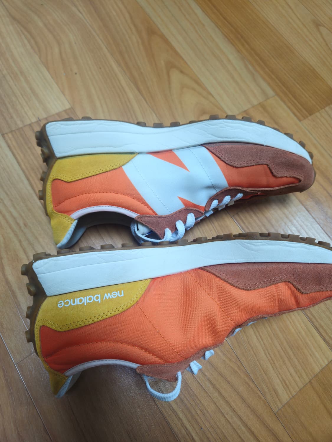 뉴발란스 327 오렌지 270 상품이미지4