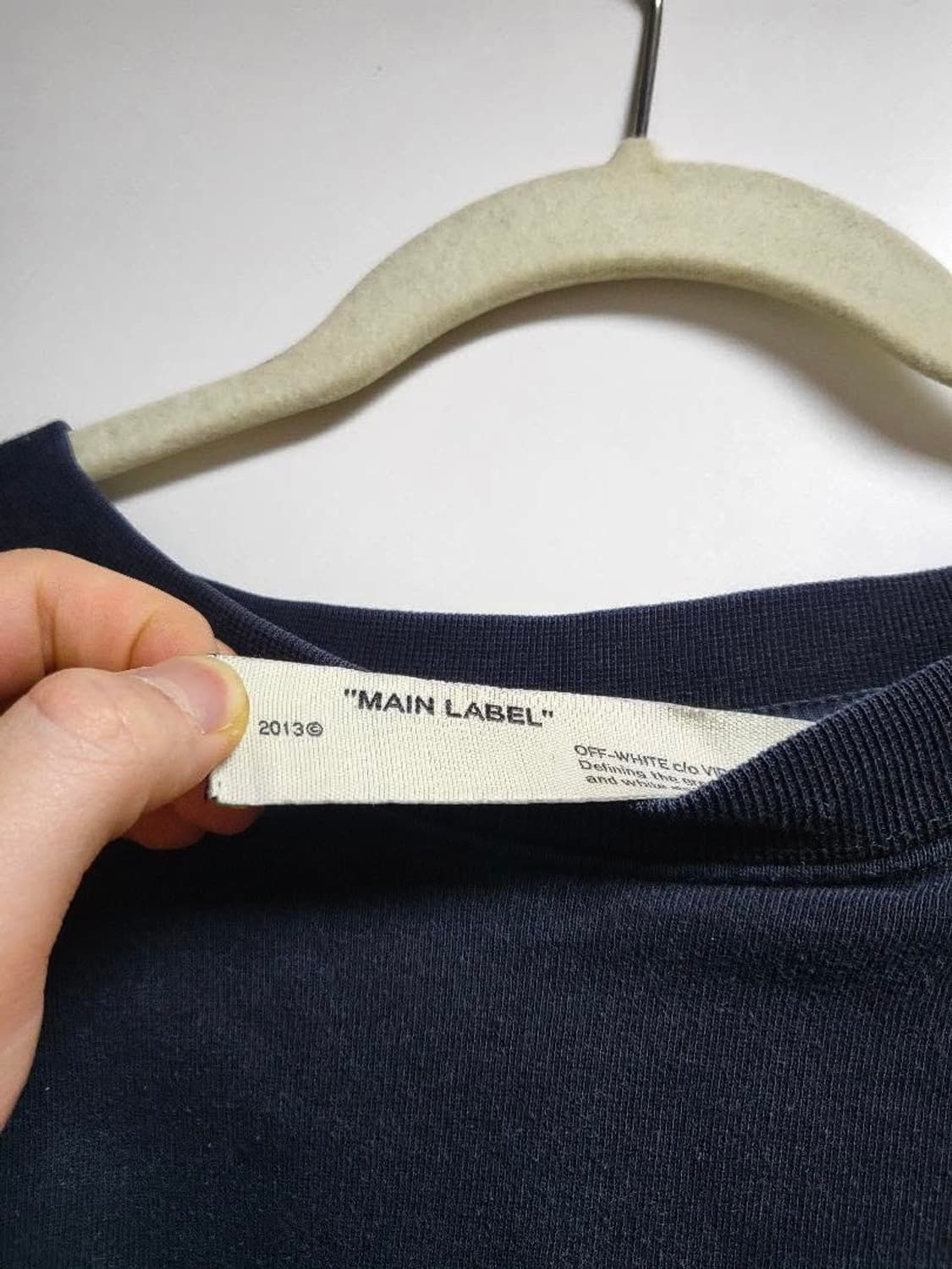 오프화이트 20SS 아치 쉐이핑 맨투맨 상품이미지3