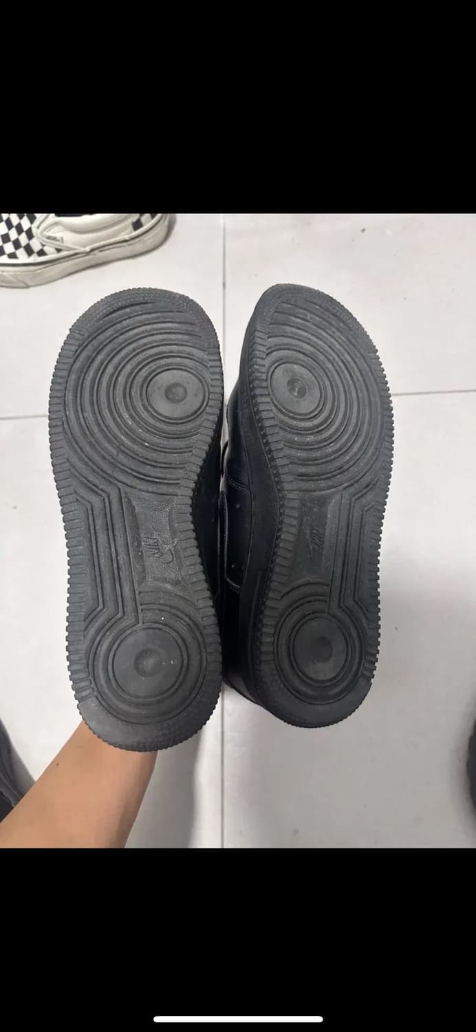 나이키 에어포스1 올블랙 260 사이즈 nike air force 상품이미지3