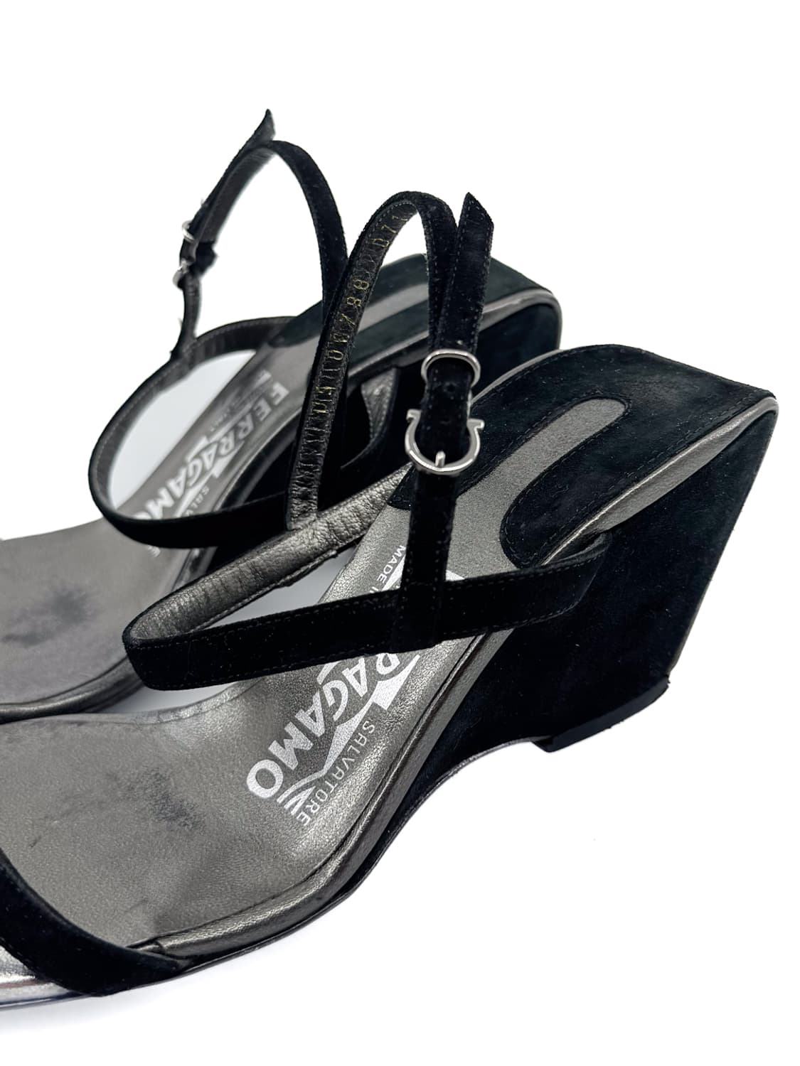 Salvatore Ferragamo Wave Wedge Heels 상품이미지7