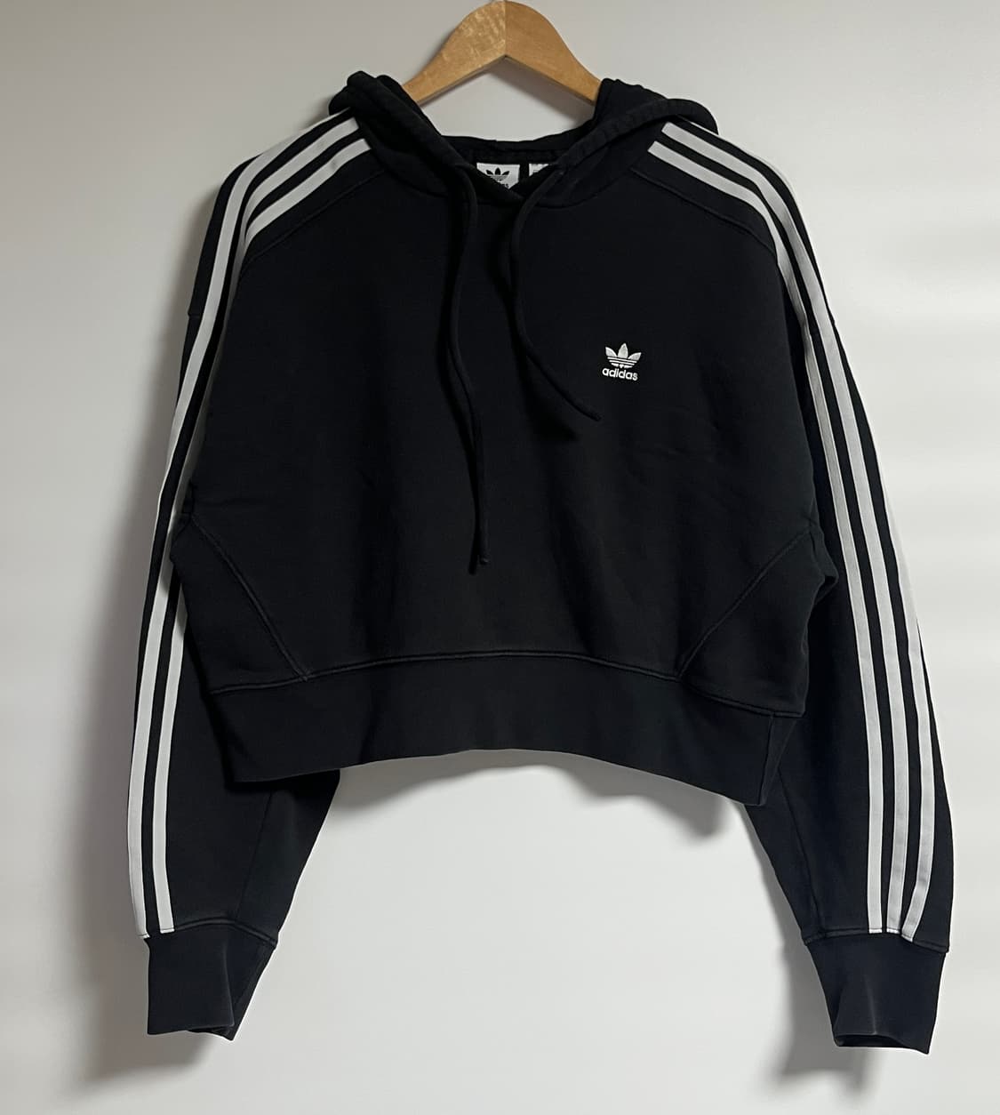 아디다스 오버핏 크롭 삼선 후드티셔츠 후드티 S 상품이미지1