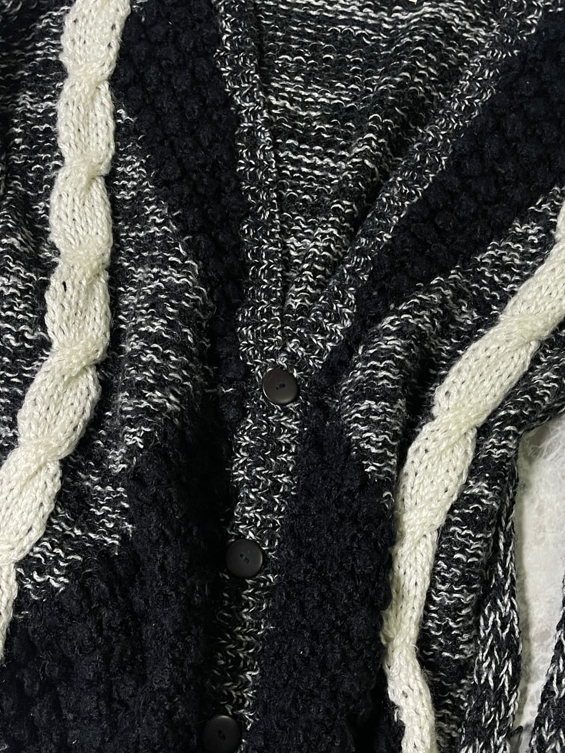 twist button cardigan 상품이미지4