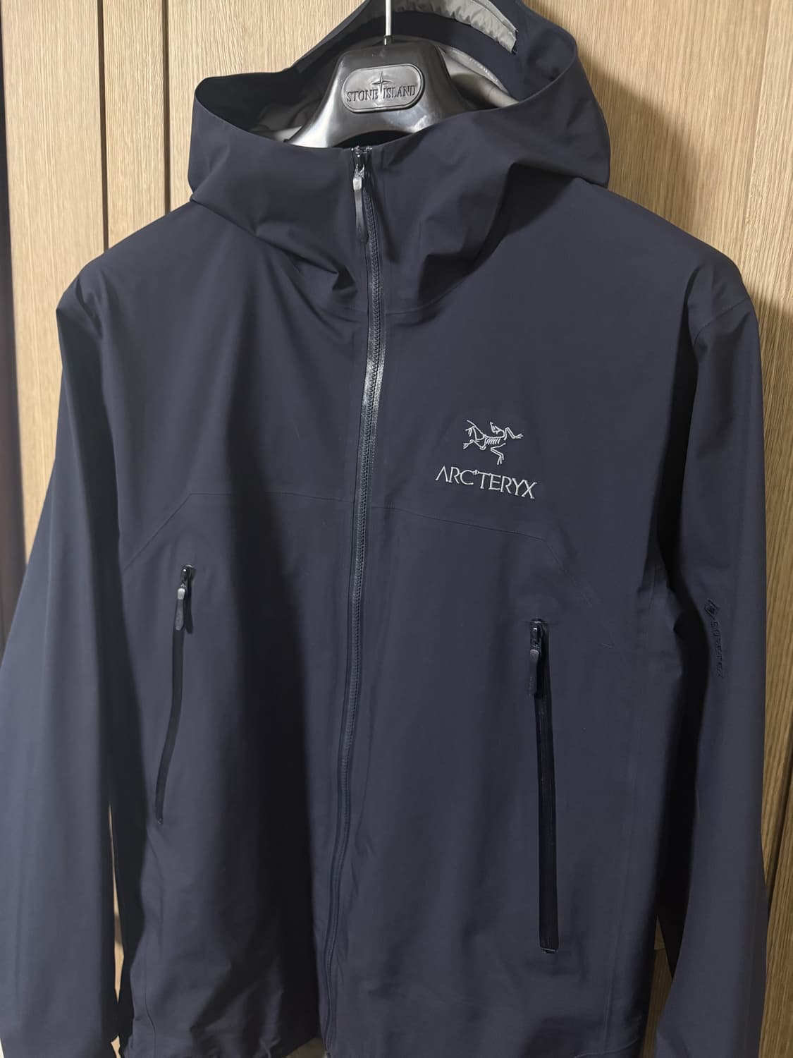 아크테릭스 베타 바람막이 자켓 블랟 사파이어 상품이미지2