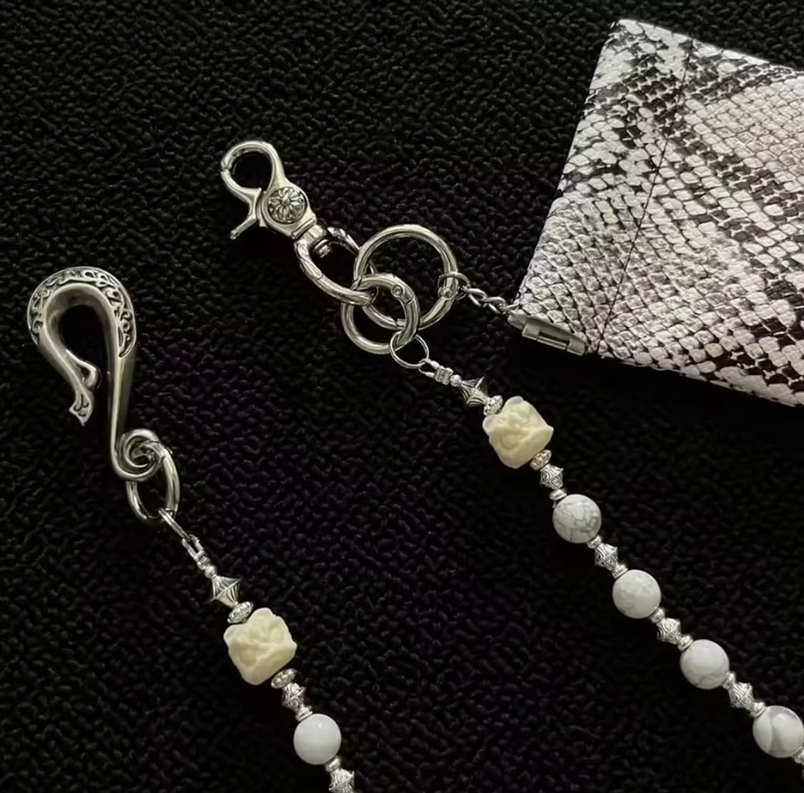 White Stone Key Chain 상품이미지4
