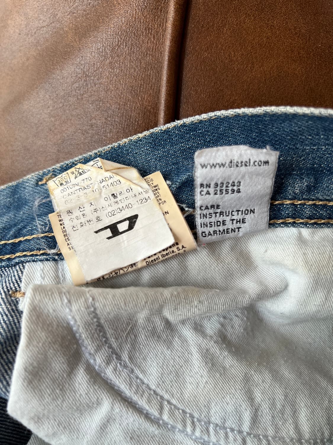 [30] 디젤 여성 부츠컷 데님팬츠 상품이미지8