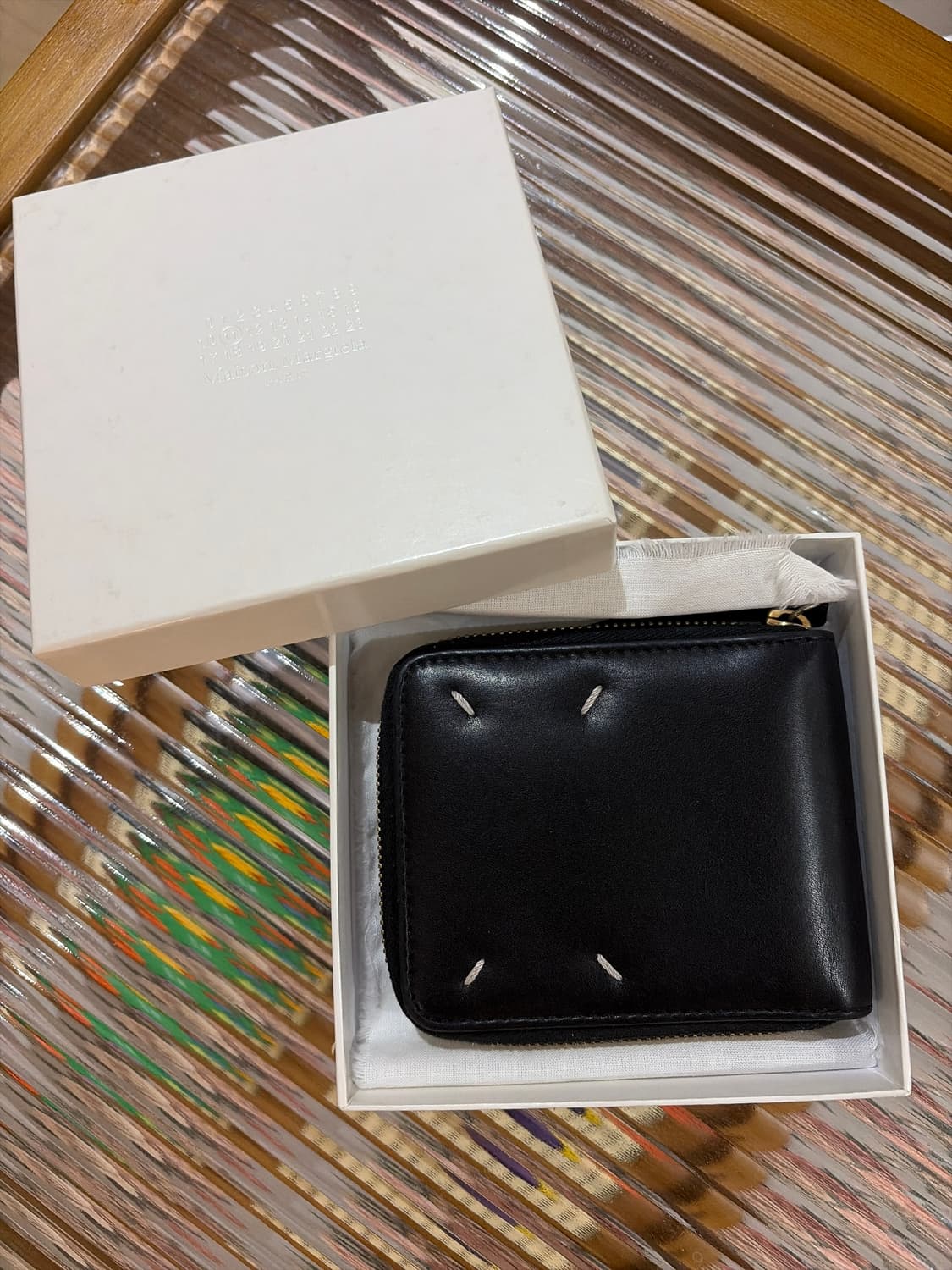 메종마르지엘라 스티치 어라운드 반지갑 상품이미지1