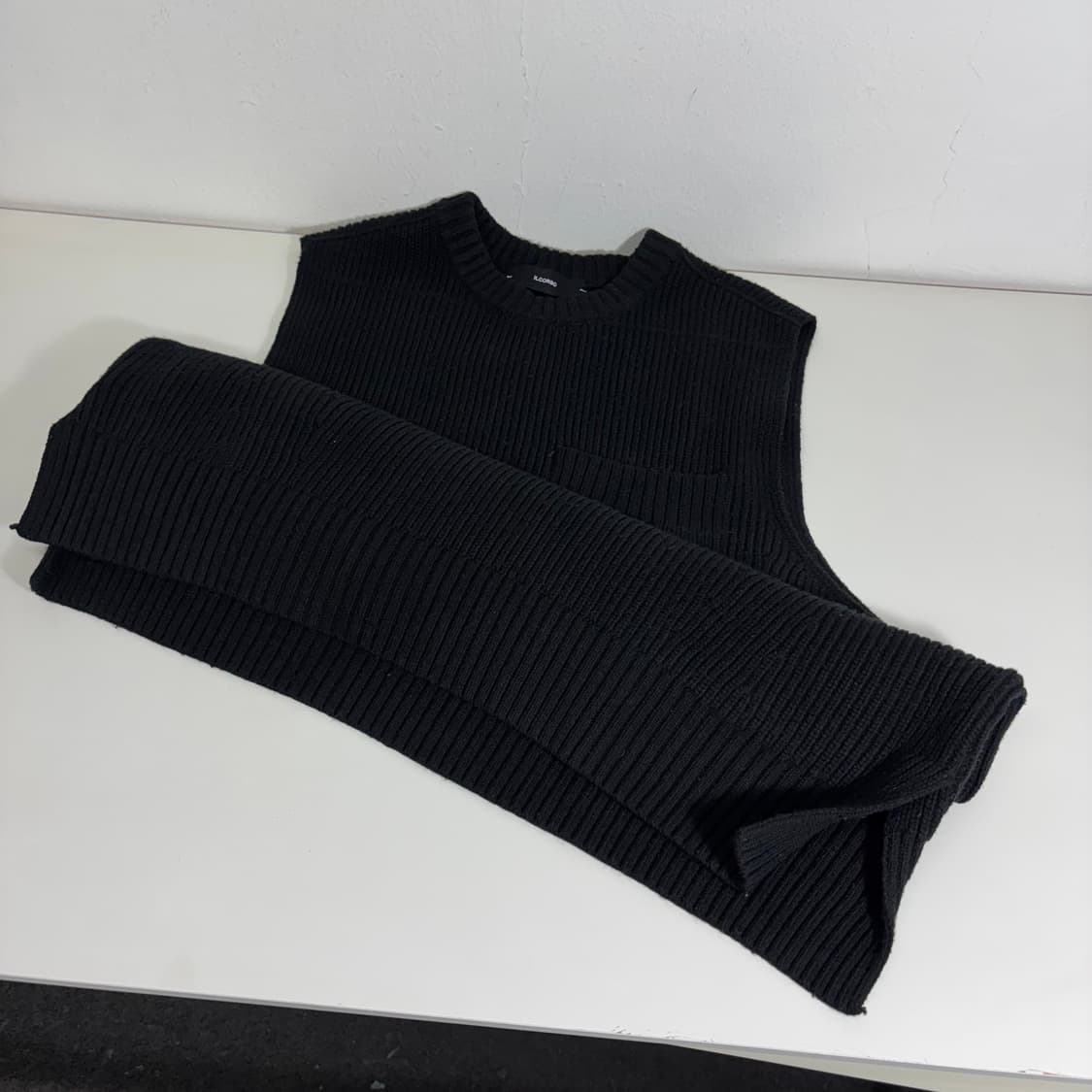 L 100 일꼬르소 블랙 울 케이블니트 베스트 상품이미지3