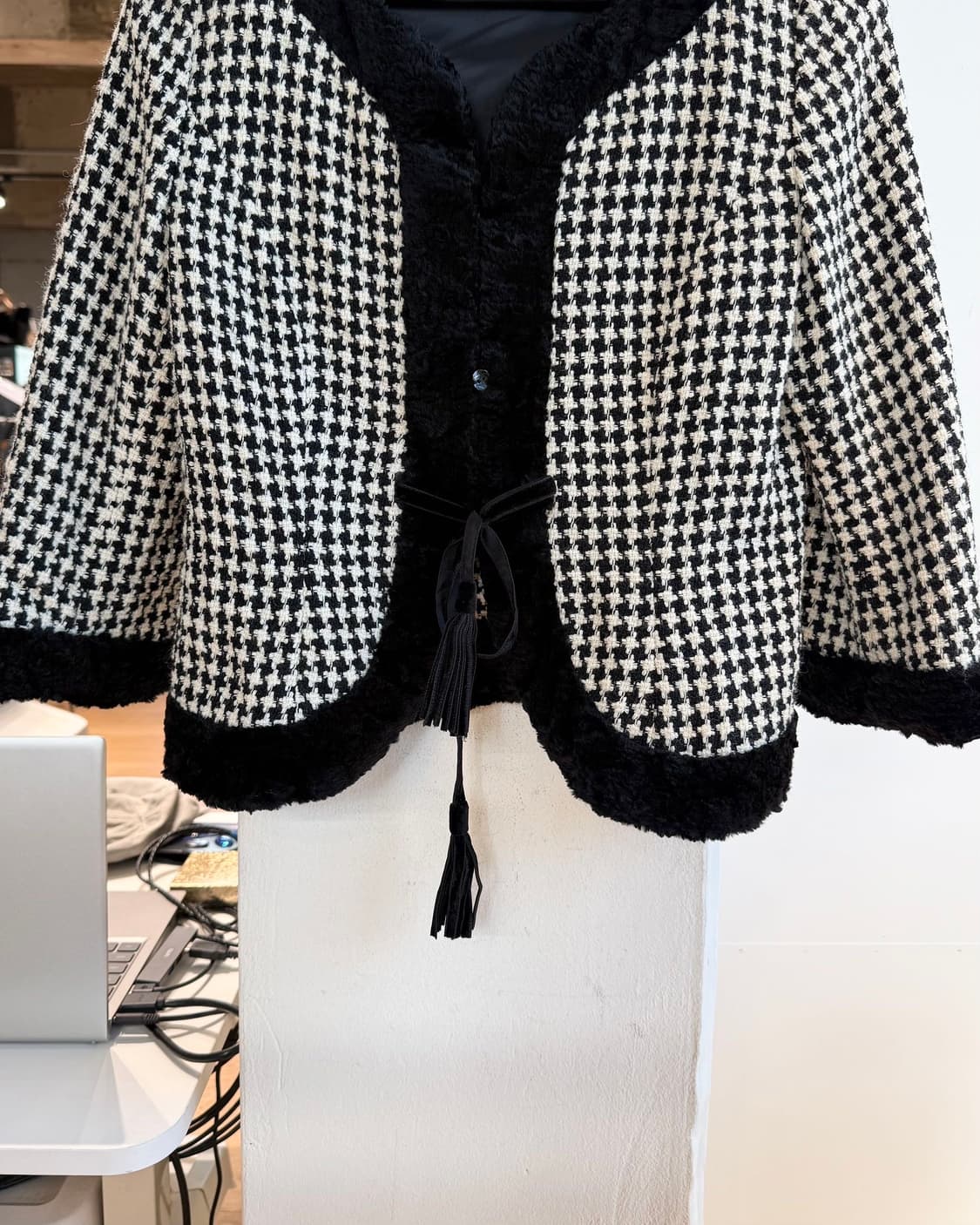 히로코 비스 블랙 하운드투스 자켓  상품이미지6