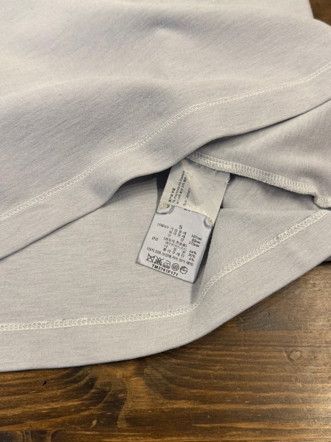 띠어리 크루넥 티셔츠 100 상품이미지8