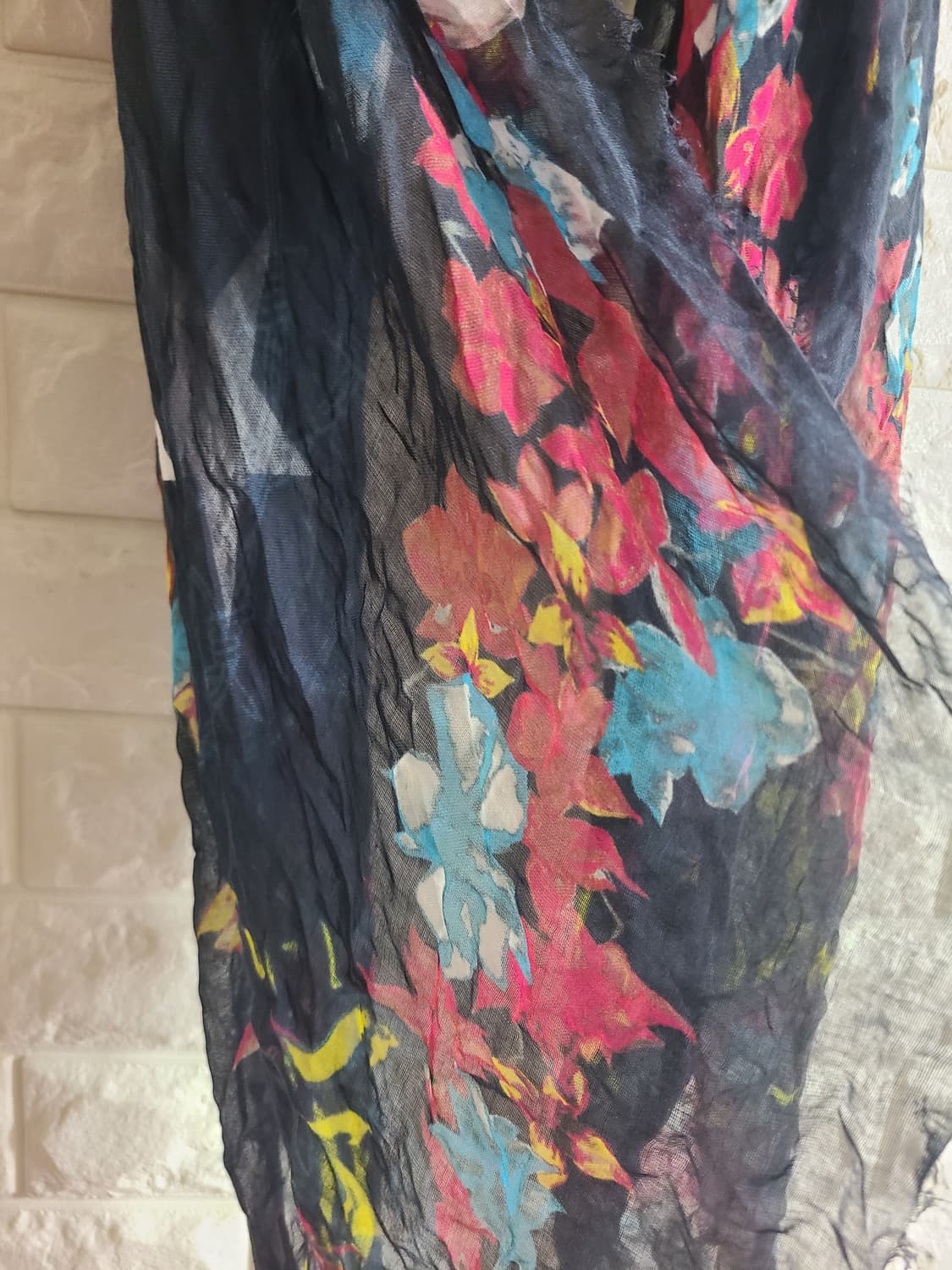 ZADIG&VOLTAIRE 꽃무늬 모달 스카프 상품이미지3