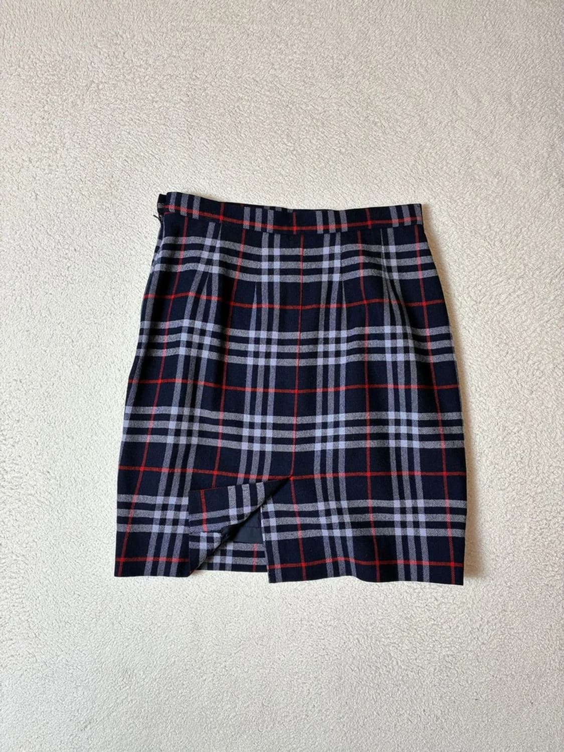 버버리 90's 노바체크 클래식 스커트 PN7682 상품이미지4