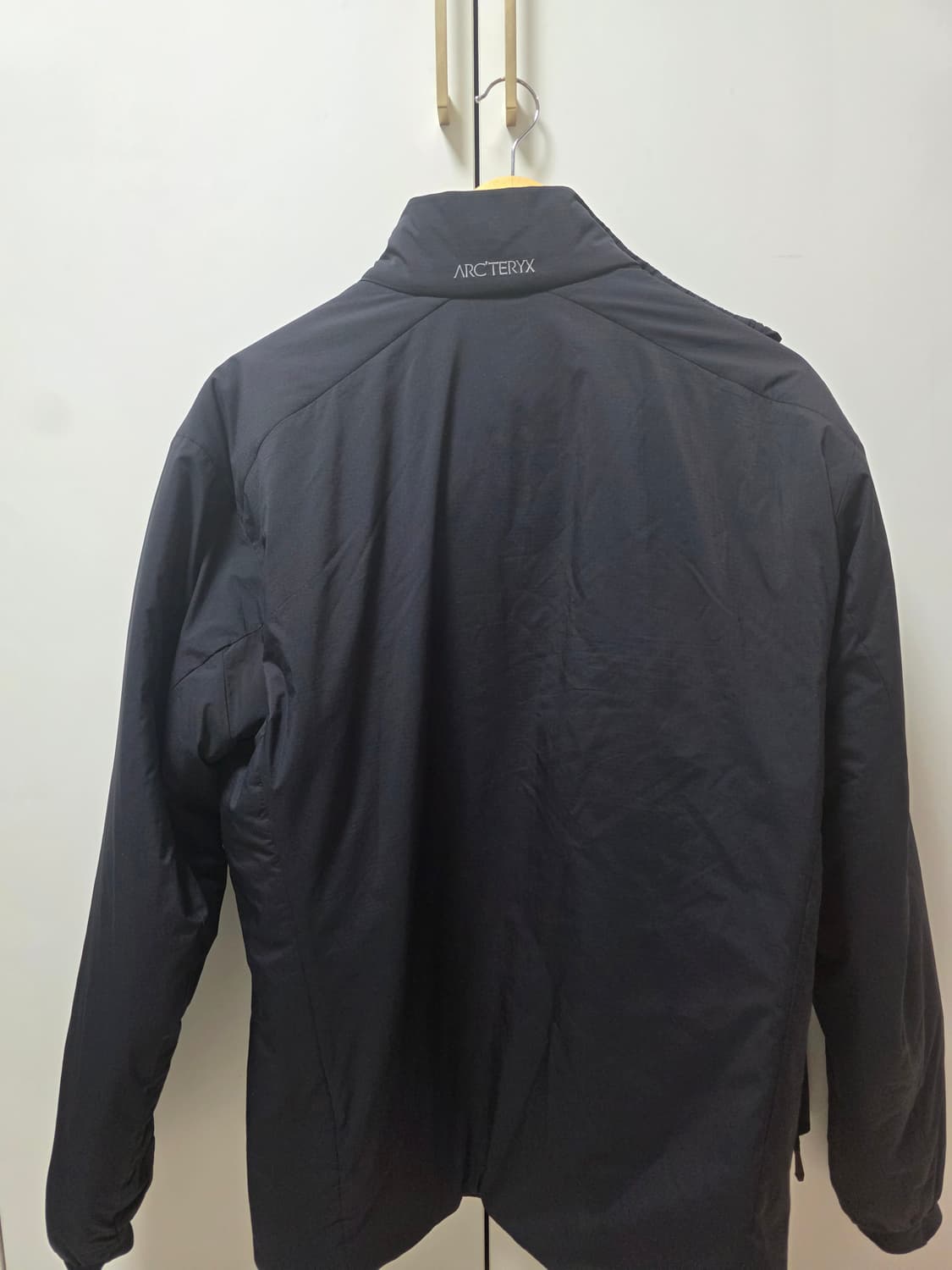 아크테릭스 아톰 헤비웨이트 자켓 블랙 [L] 상품이미지2