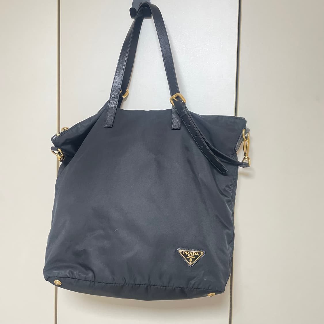 프라다(Prada) 삼각 로고 포코노 투웨이 나일론백 상품이미지1