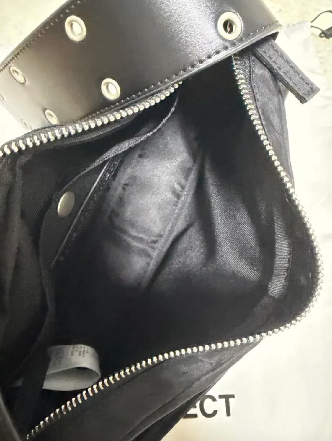 (블랙)썬번프로젝트 나일론 포켓 크로스백 상품이미지3