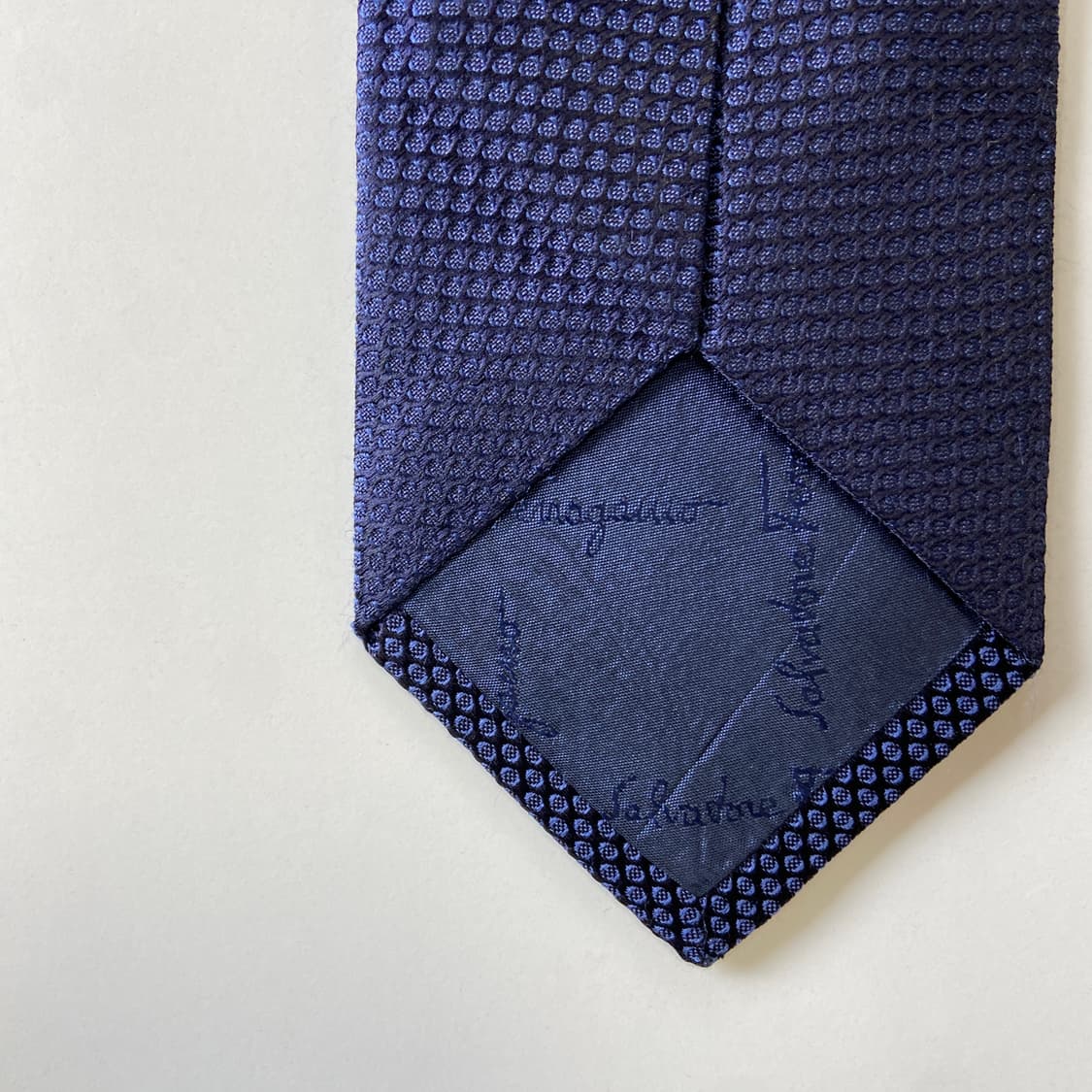 페레가모(Ferragamo) 명품 정품 넥타이 8.2cm 상품이미지7