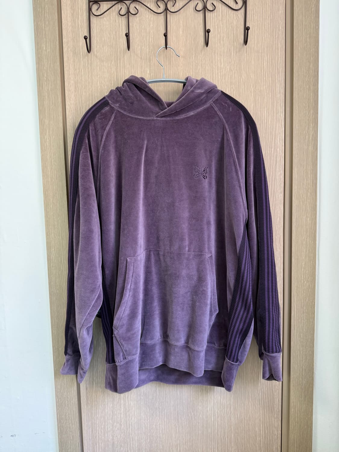 니들스 벨루어 후드티 퍼플 상품이미지1