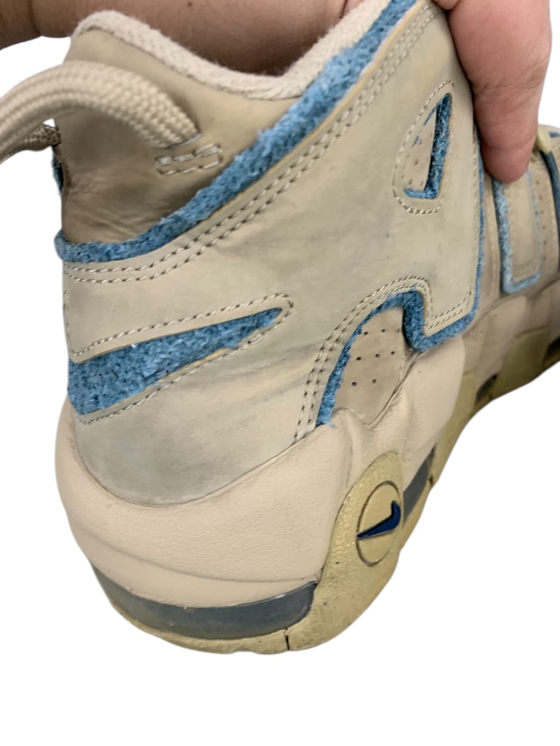 나이키 에어 모어 업템포 96 라임스톤 발레리안 블루 250 상품이미지9