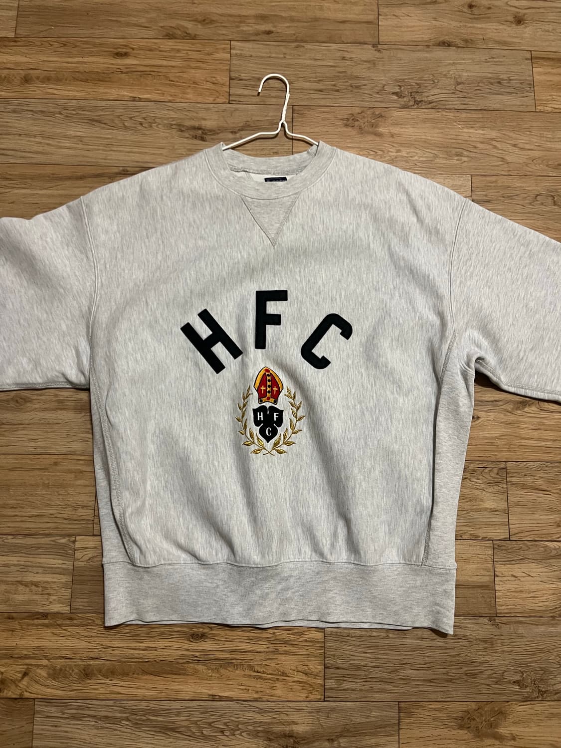 헤리티지플로스 10주년 맨투맨 상품이미지1