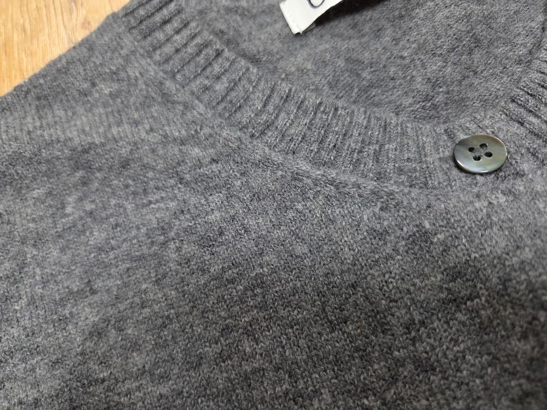 유라고(URAGO) 라운드넥 울가디건 프리사이즈 상품이미지3