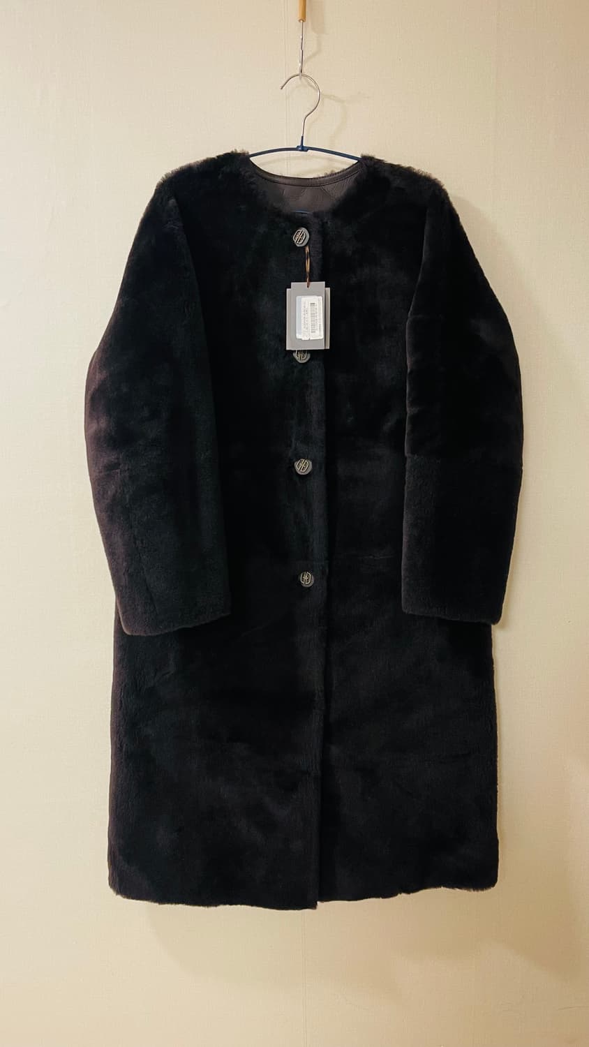 택달린새상품) 데코 천연양모 쉬어드 리버시블 롱 무스탕. 정가 530만원 상품이미지1