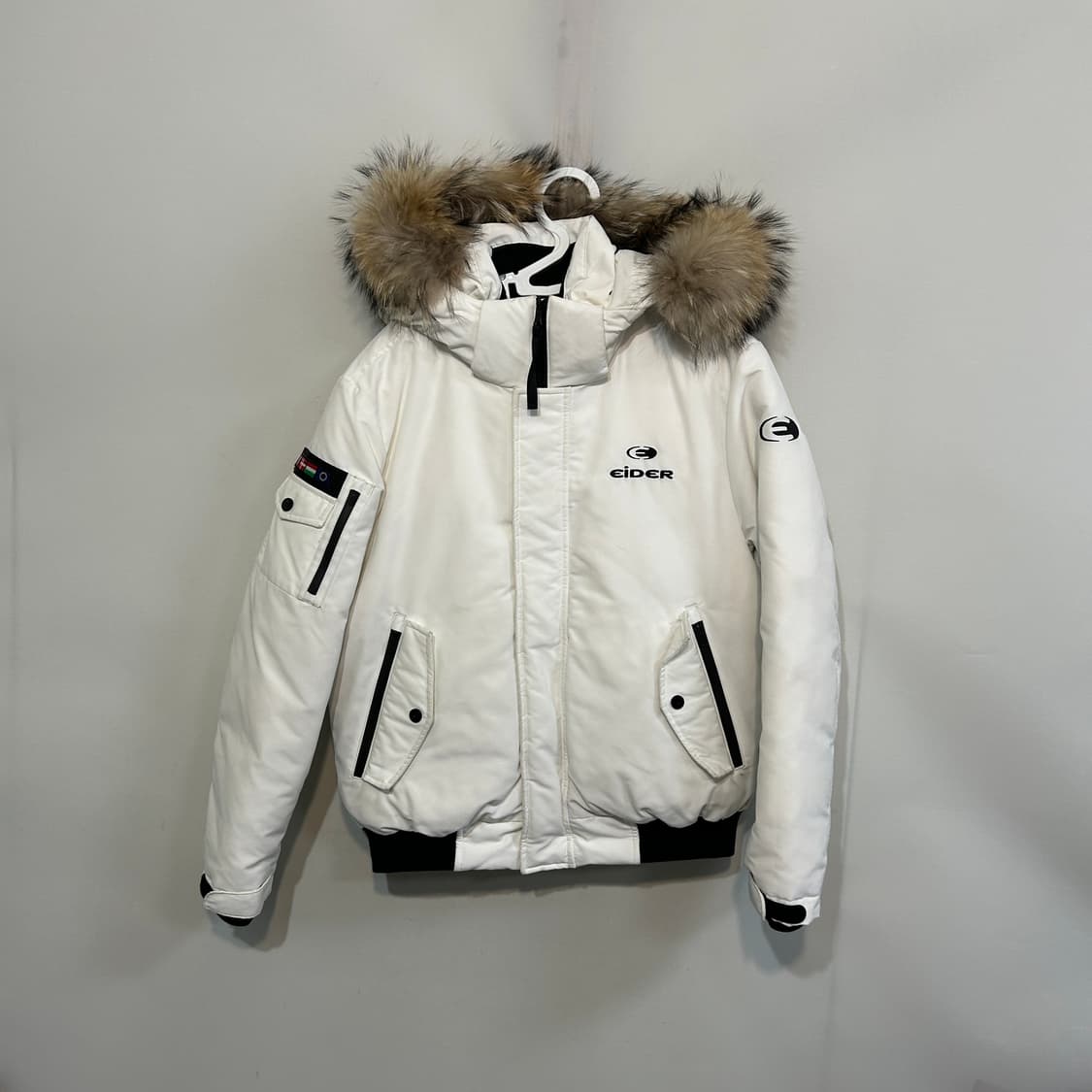 아이더 거위털 숏패딩 90 남녀공용 상품이미지1