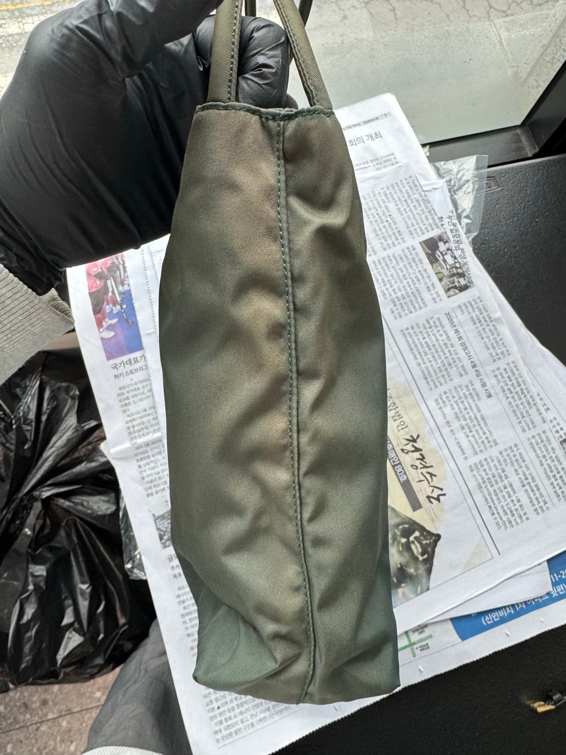 프라다 포코노 숄더백 상품이미지2