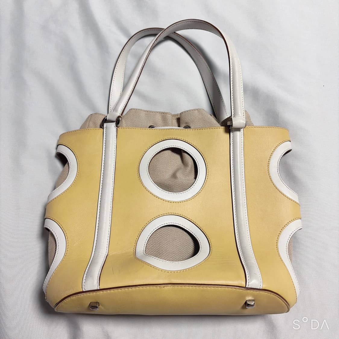 페라가모 옐로우 버킷백 토트백 상품이미지2