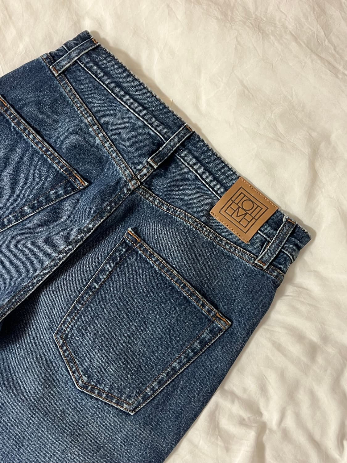 toteme 토템 레귤러 핏 데님 26 (택 포함 새상품) 상품이미지3