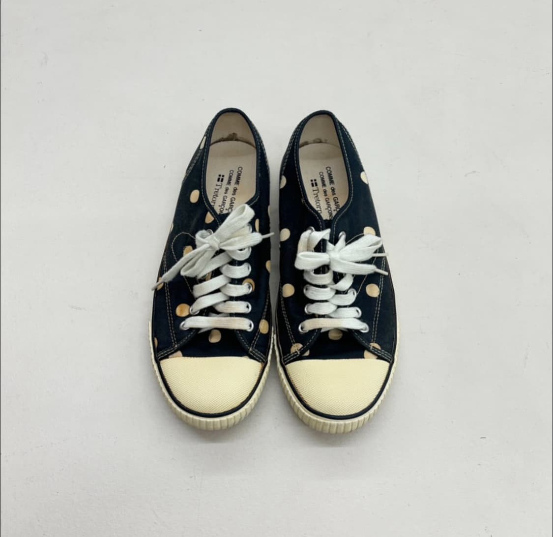 꼼데가르송 x 트레통 도트 스니커즈 상품이미지2