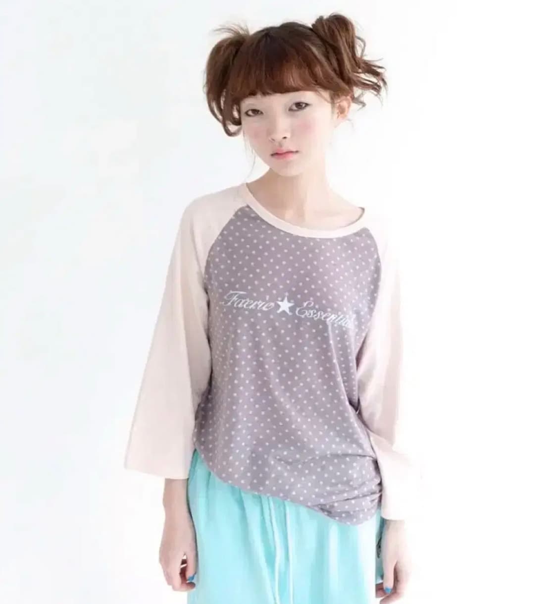 샵페어리 도트 티셔츠 핑크 (아일릿 모카 착용) 상품이미지1