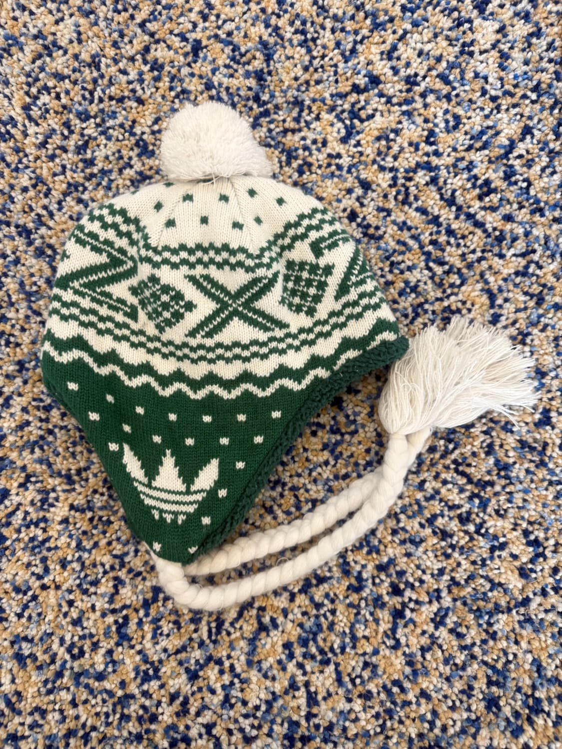 아디다스 폼폼 이어플랩 비니 상품이미지1