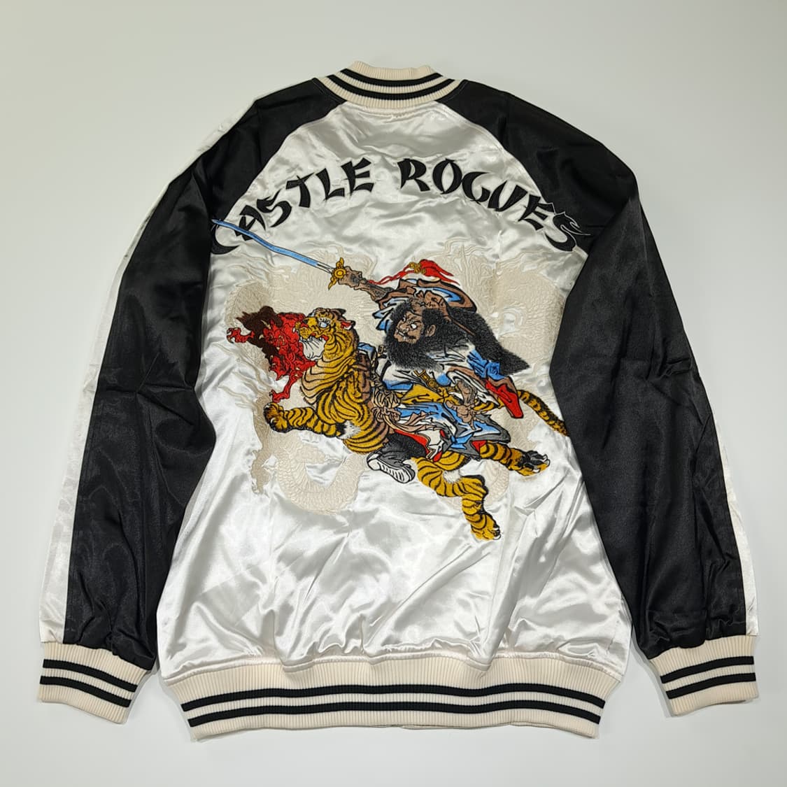 CL800 [새상품] XL 로그 00s 새틴 백룡 스카잔 자켓 점퍼 상품이미지5