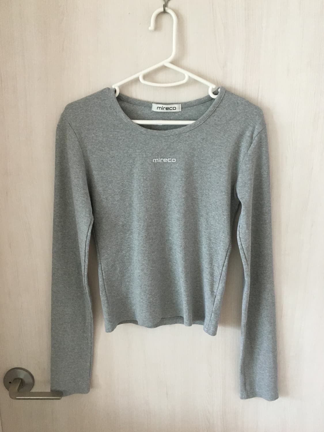 미레코 그레이 롱슬리브 MINI LOGO T-SHIRT GREY 상품이미지1