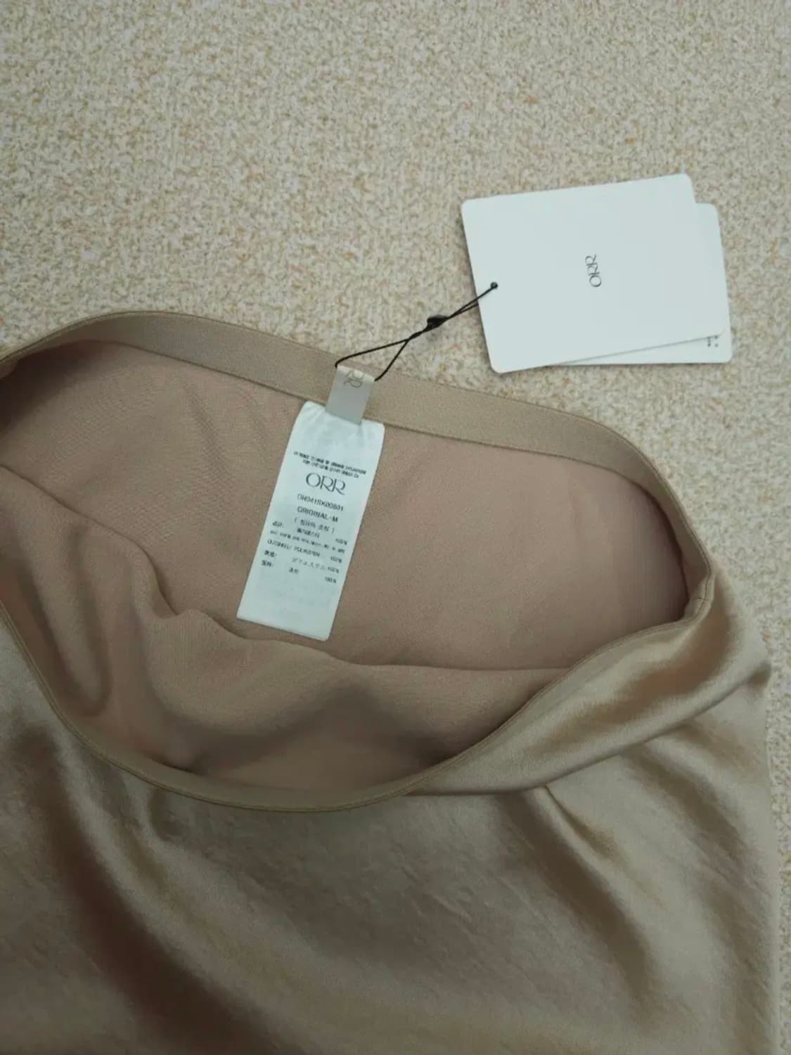 (M/새상품)ORR 오르 여성 새틴 릭 스커트 밴딩 상품이미지6