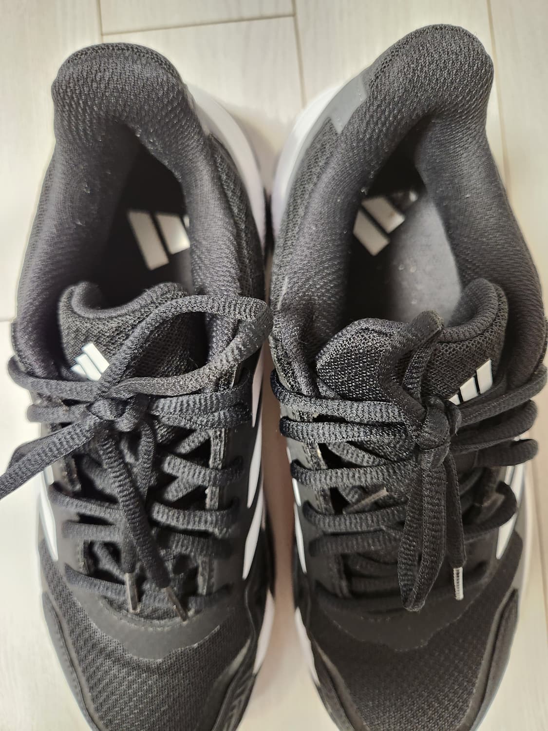 아디다스 운동화 코트잼 컨트롤 3 IF0458 테니스화 사이즈255

실 상품이미지3