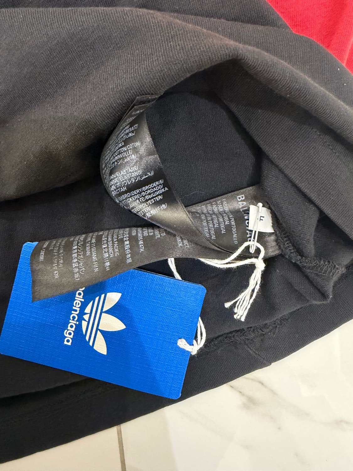 발렌시아가 아디다스 트랙 빨검 오버핏 티셔츠 상품이미지8