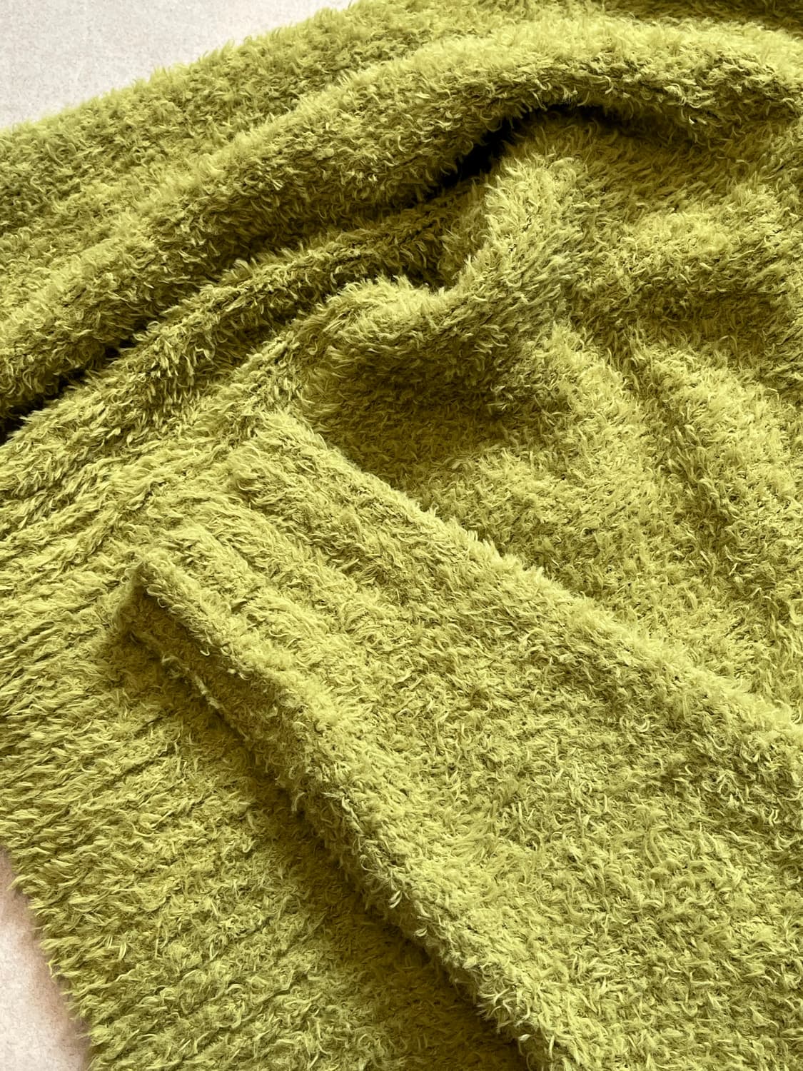 커렌트 오프숄더 니트 탑 GREEN 상품이미지4