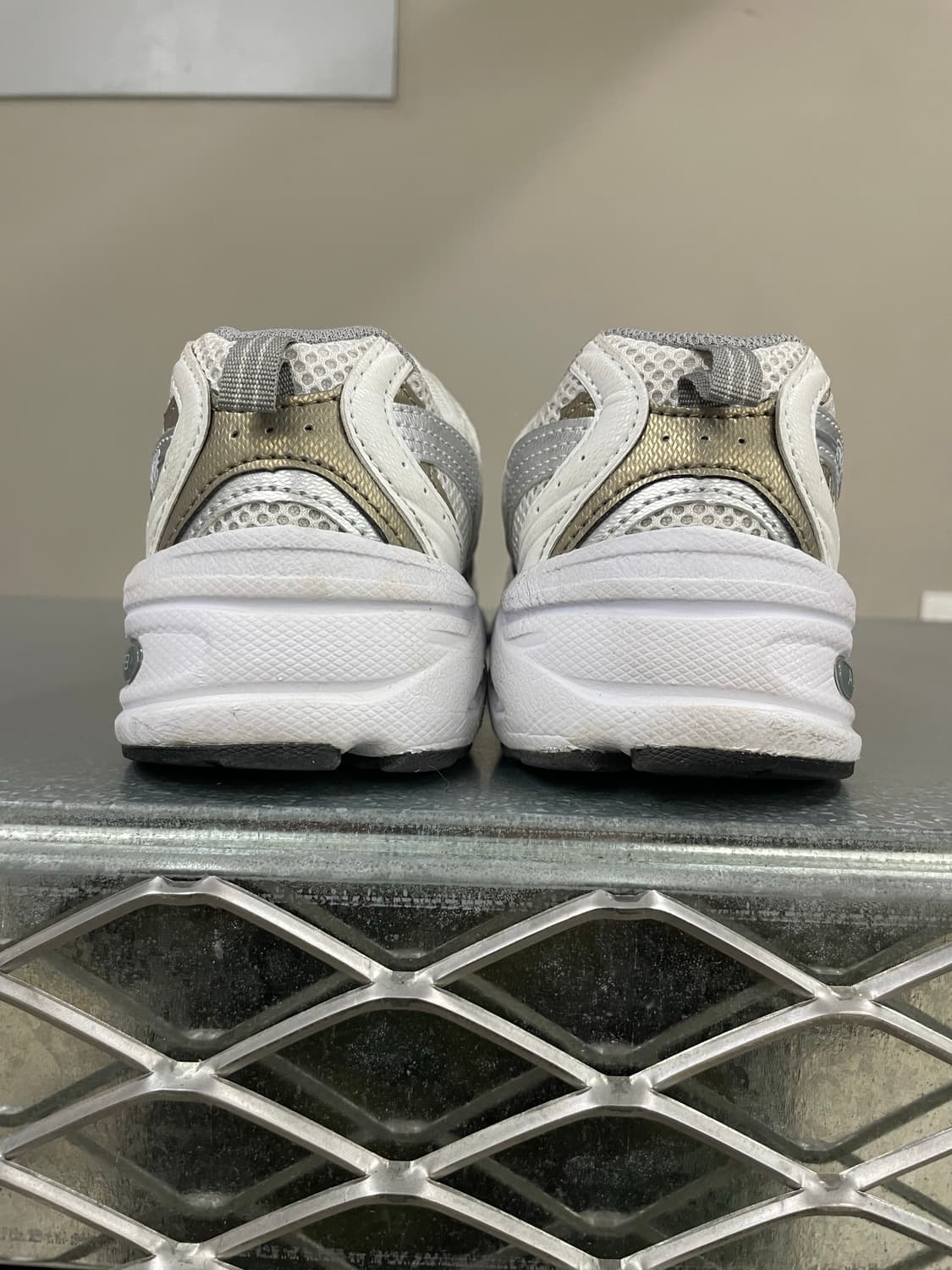 뉴발란스 530 화이트 실버 230 (gr-4237) 상품이미지3