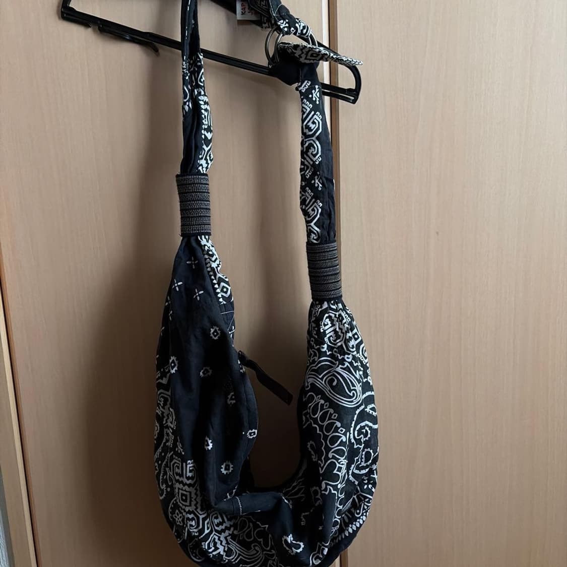 캐피탈 반다나 숄더백 상품이미지1