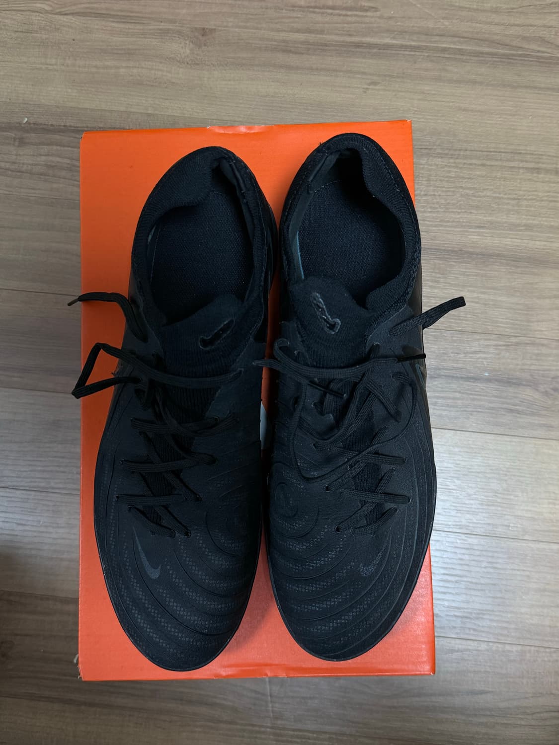 [275] 나이키 팬텀 GX 프로 TF 풋살화 상품이미지1