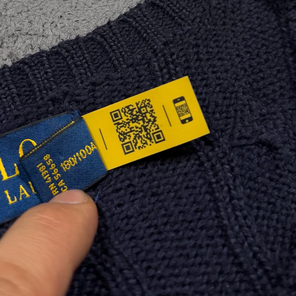 Qr 폴로 코튼 네이비 꽈배기 니트 상품이미지5