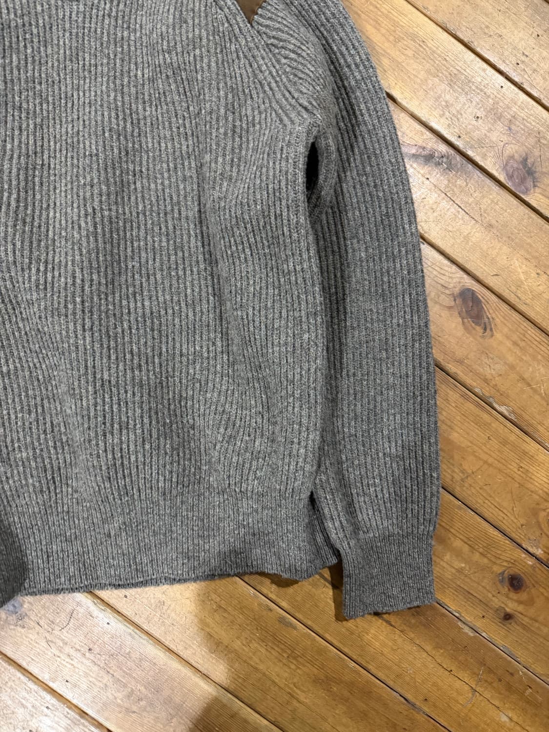 포터리 밀리터리 니트 상품이미지4