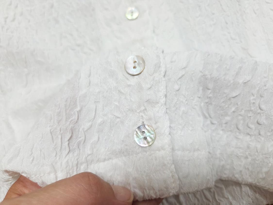 라트로우(L'artrow) 링클블라우스 55-66 새상품 상품이미지5