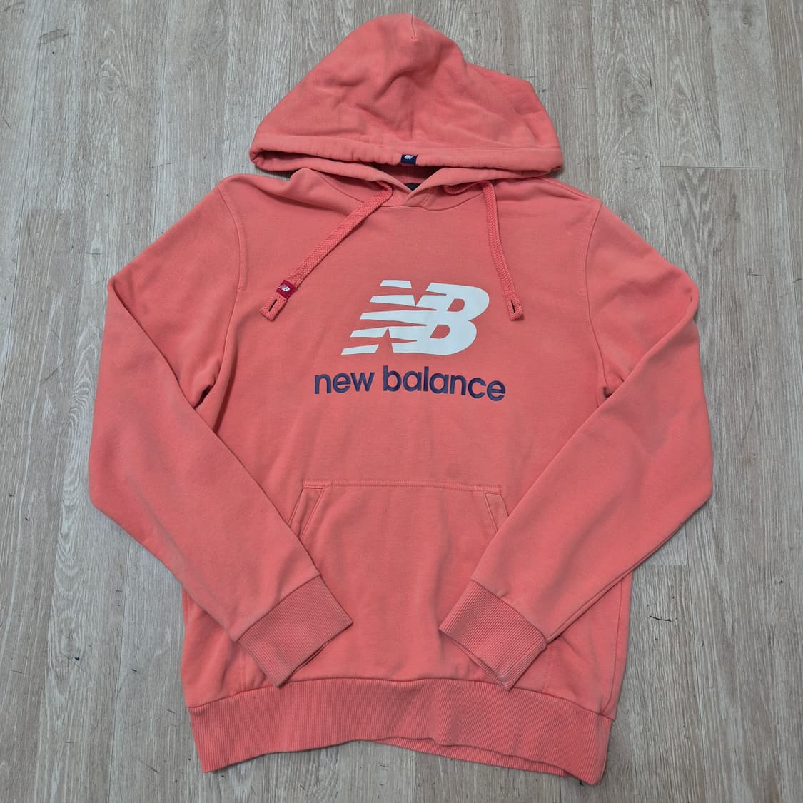 뉴발란스 여성 오리지널 빅로고 후드티 상품이미지1