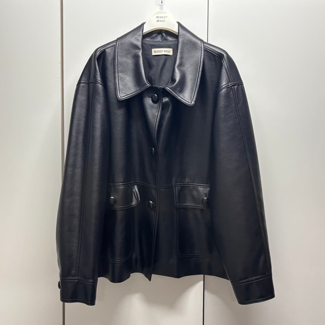Modest Mood 비건 레더 재킷 상품이미지1