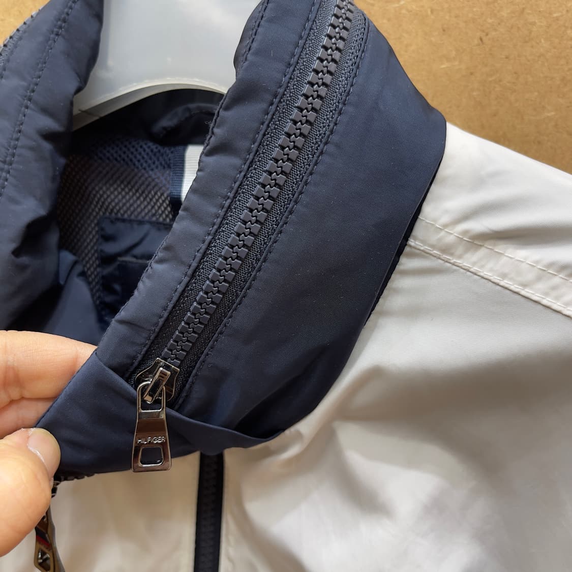 타미힐피거 레가타 바람막이 상품이미지3