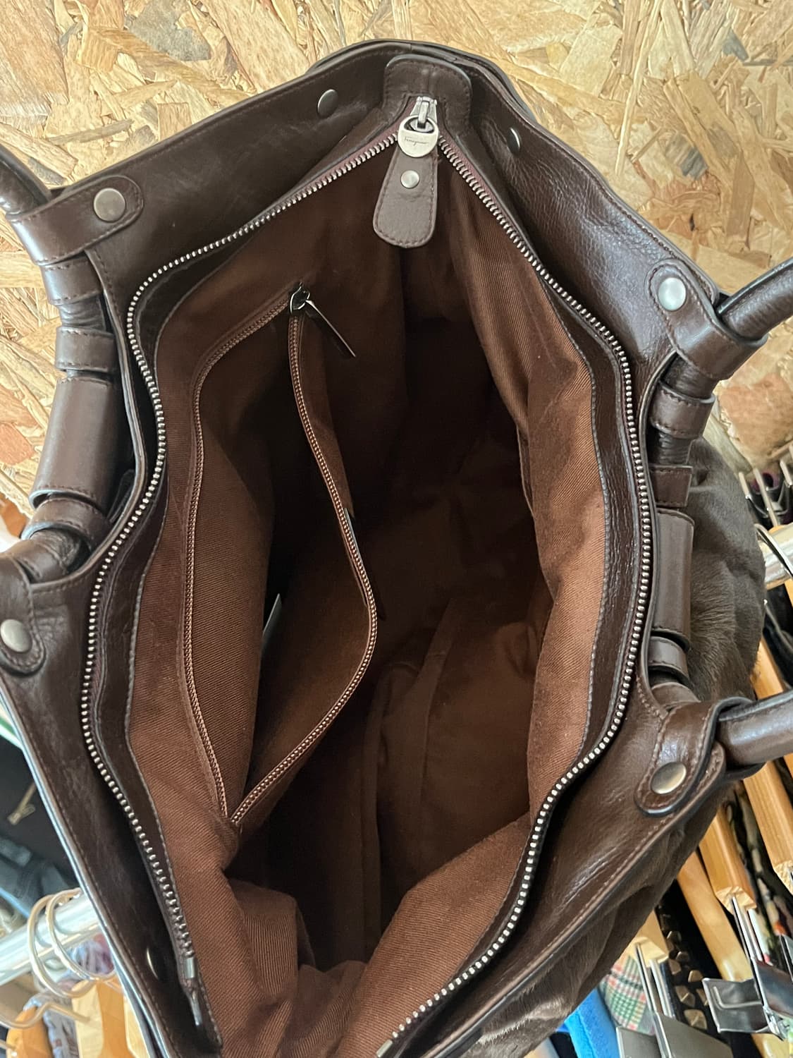 Ferragamo Cowhide Bag 상품이미지5