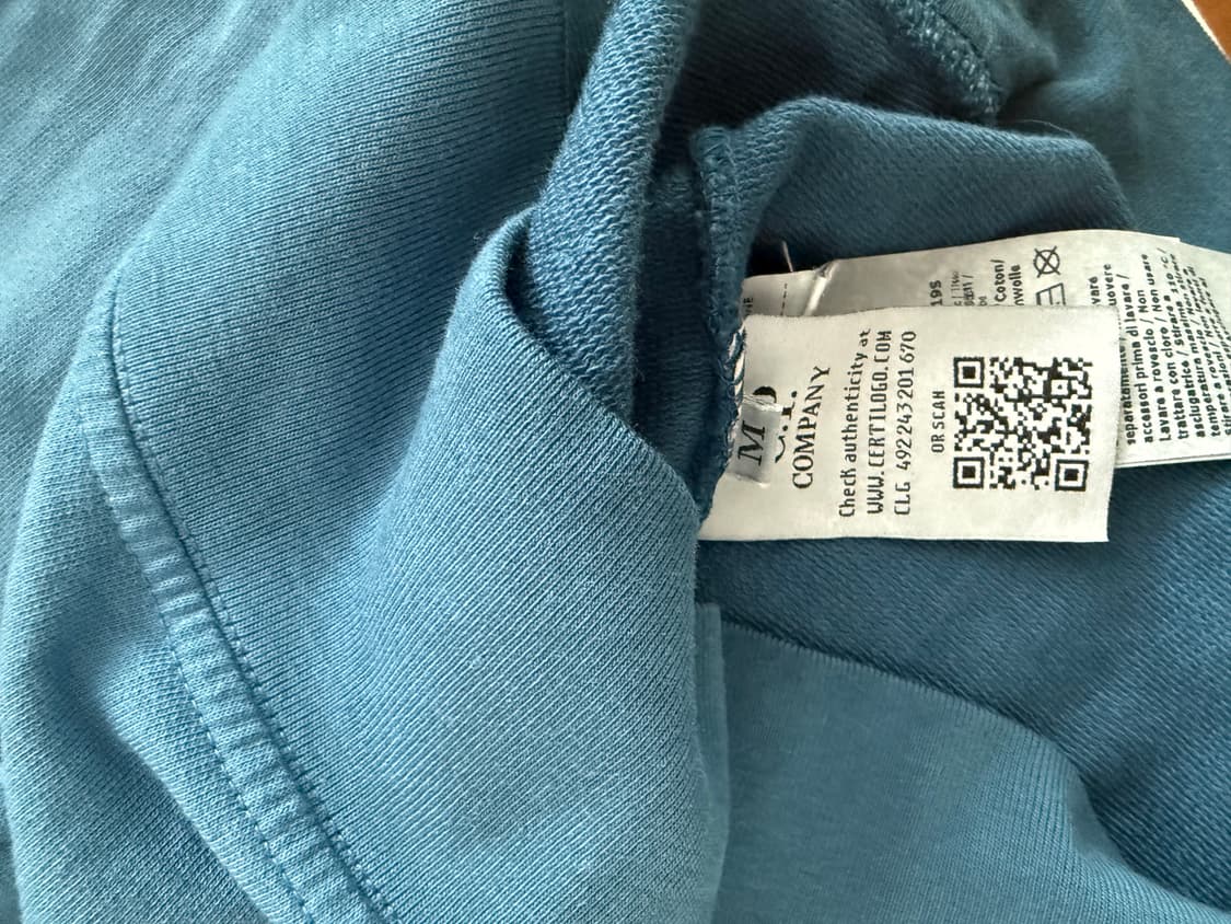 CP컴퍼니 스웻셔츠 상품이미지3